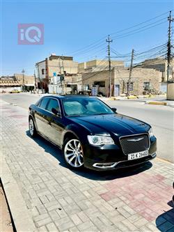 کرایسلەر 300
